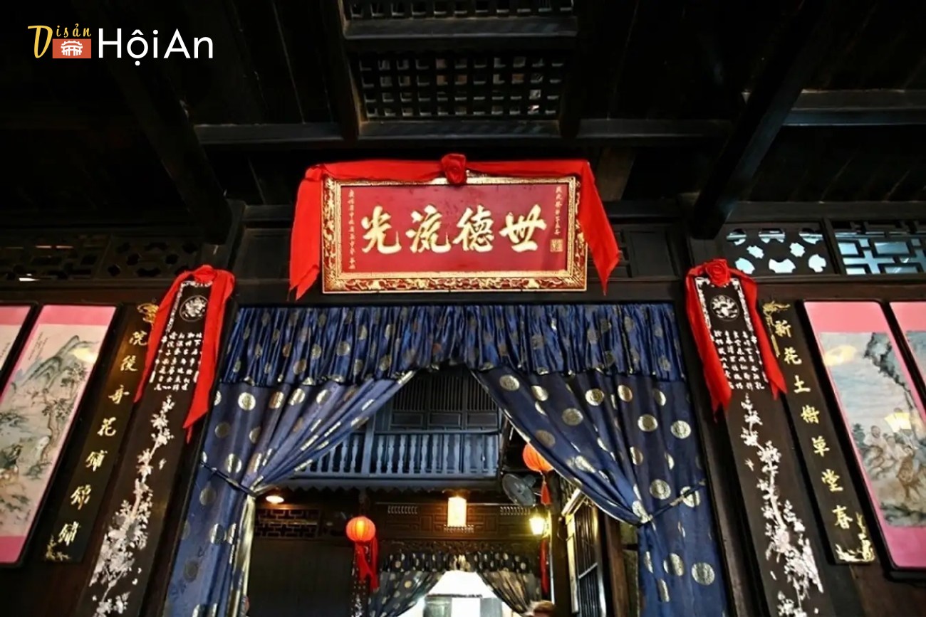 Nhà cổ Phùng Hưng Nhà cổ Phùng Hưng