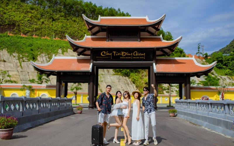 Khu du lịch sinh thái Cổng Trời Đông Giang