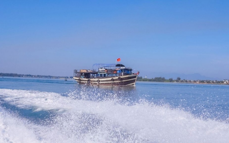 cảng du lịch sông Hội