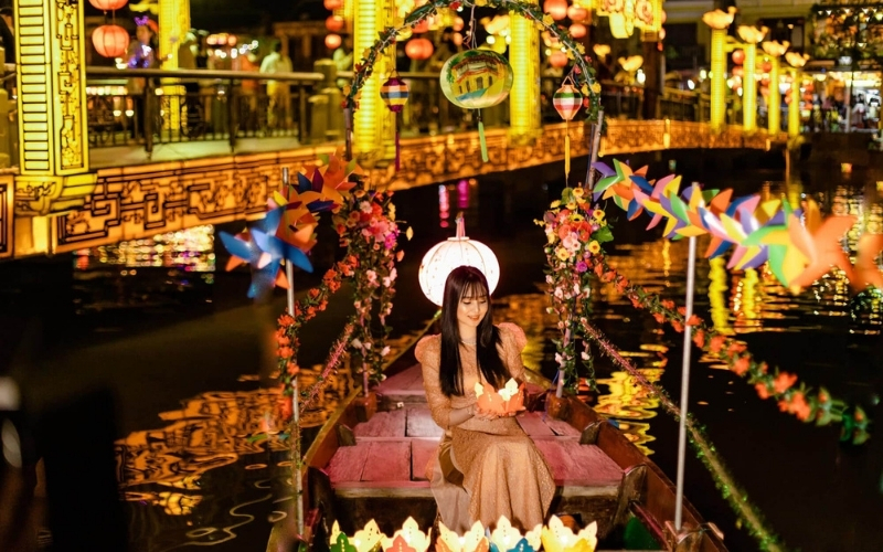 Hội An ban đêm