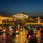 Thả đèn hoa đăng Hội An