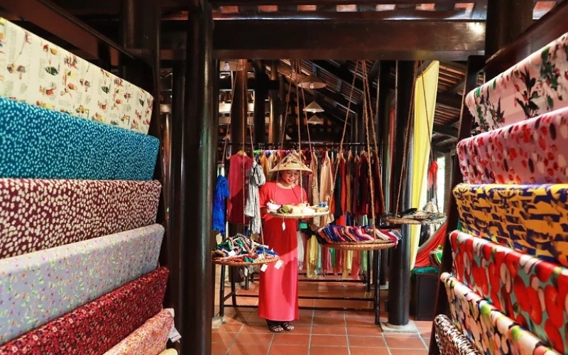 Trung tâm thương mại Hội An