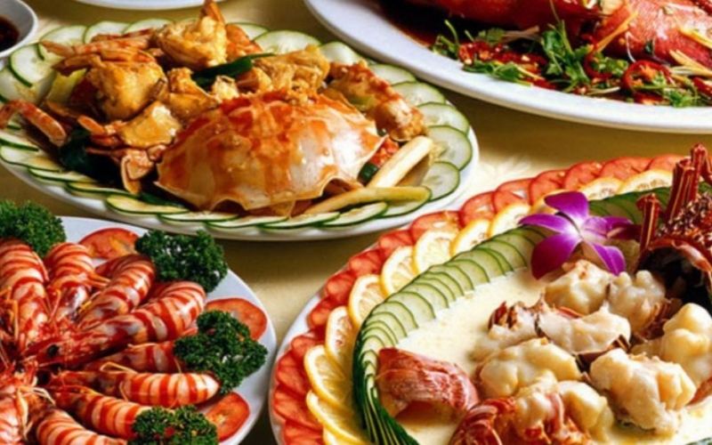 Nhà hàng hải sản hội an