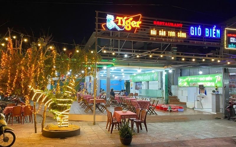 Nhà hàng hải sản hội an
